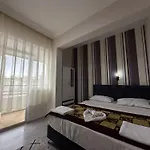Palm 2*